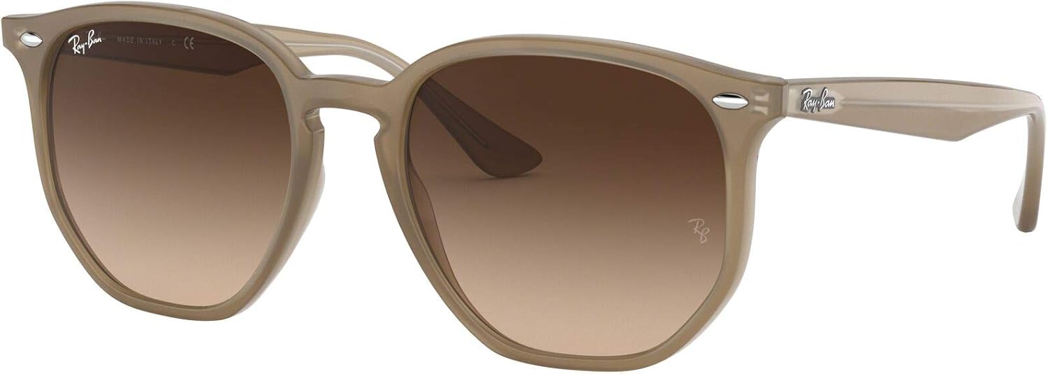 Geometric hexagonal sunglasses with gray lenses and metal frame in retro style — view 2