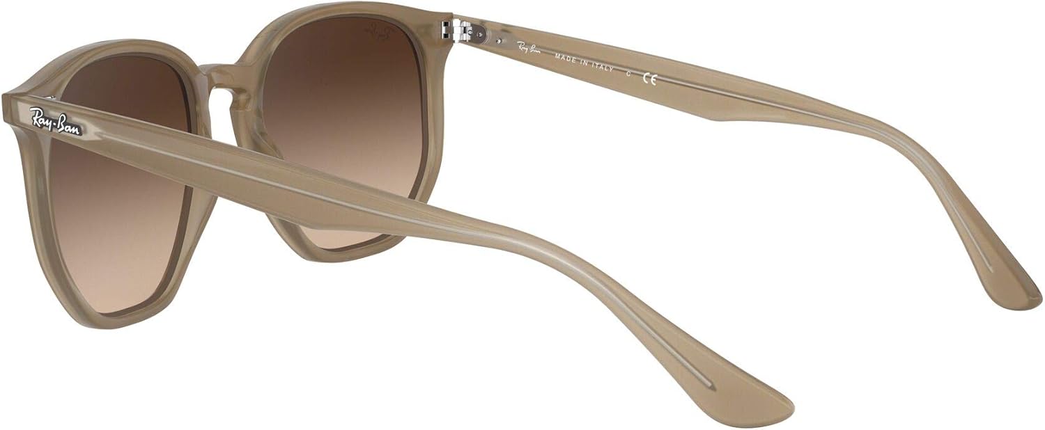 Geometric hexagonal sunglasses with gray lenses and metal frame in retro style — view 2