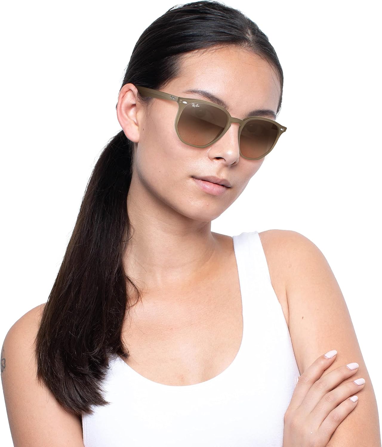 Geometric hexagonal sunglasses with gray lenses and metal frame in retro style — view 3